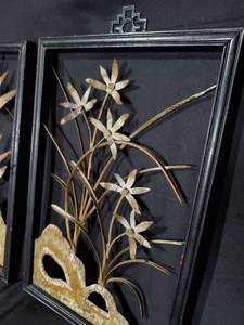 lot 86 image: Pair of Metal Flower Wall Art Decor Pieces