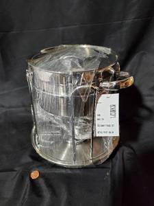 lot 96 image: Cuisinart Fondue Set