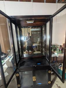 lot 104 image: Wood and Glass Display Cabinet with Lighting