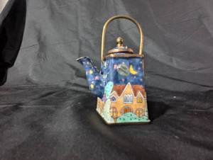 lot 116 image: Decorative Miniature Teapot with Night Sky and House Design