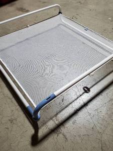 lot 150 image: Mesh Drying Rack with Metal Frame