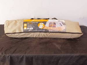 lot 52 image: Ozark Trail 8 person Instant cabin tent