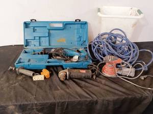 lot 66 image: Makita reciprocating saw orbital sander angle grinder extension cord