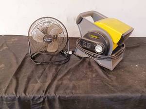 lot 69 image: Stanley floor dryer and small fan