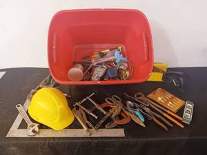 lot 80 image: Tote full of hand tools