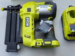 lot 31 image: (4) Assorted Ryobi Cordless Hand Tools