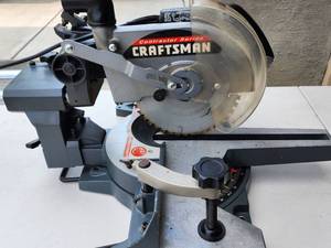 lot 19 image: Craftsman Contractors Series 8 Sliding Compound Miter Saw