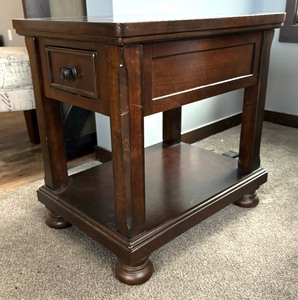 lot 163 image: Side  Accent Table with Drawer