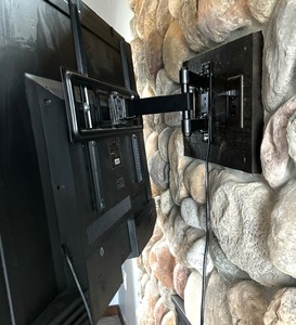 lot 164 image: Proscan 55 LED TV