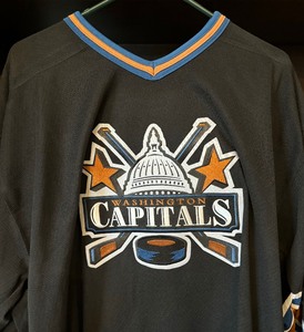 lot 228 image: Washington Capitals Hockey #68 Jagr Jersey