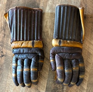 lot 247 image: Vintage Hockey Skates and Gloves