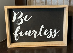 lot 272 image: Inspirational Plaques and Faux Greenery