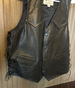 lot 281 image: New Wilsons Leather Open Road Vest