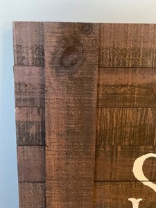 lot 256 image: Live Simply Wood Plank Plaque