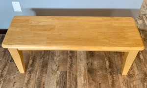 lot 183 image: Rustic Wood Capri Bench in Oak Finish