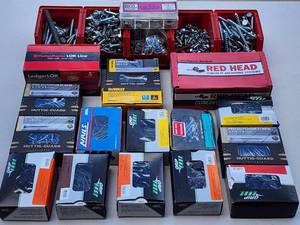 lot 67 image: Large Assortment of Hardware Fastners