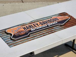 lot 72 image: Harley Davidson Wall Decor