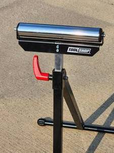 lot 106 image: Woodworking Board Feeder Stand