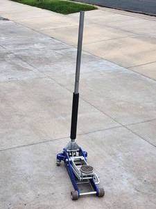 lot 129 image: Rapid Pump 2 Ton Floor Jack
