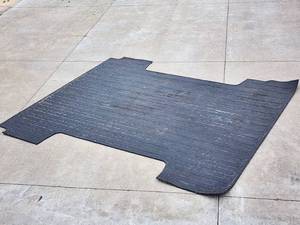 lot 136 image: Universal Short Bed Truck Mat