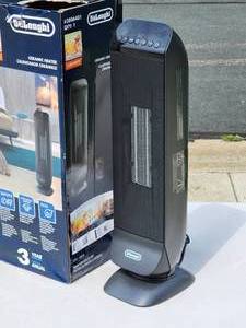lot 140 image: Delonghi Ceramic Space Heater