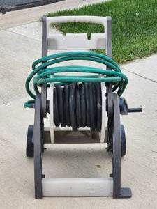 lot 139 image: Garden Hose Reel with Heavy Duty Hose