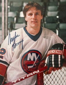 lot 329 image: New York Islanders Mike Bossy Autographed Print with Certificate of Authenticity