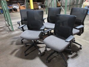 lot 309 image: SIT ON IT NOVO CHAIRS WITH MESH BACK