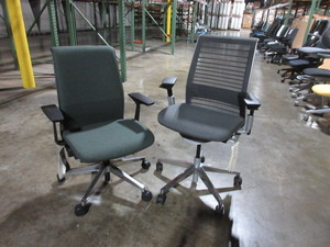lot 313 image: ASSORTED NEW STEELCASE THINK OFFCIE CHAIRS