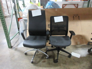 lot 327 image: GLOBAL AND KRUG OFFICE CHAIRS