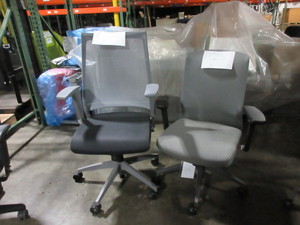 lot 331 image: 9 TO 5  OFFICE CHAIRS