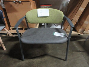 lot 342 image: STEELCASE RADIA BARIATRIC SEATING