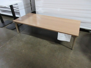 lot 379 image: STEELCASE TURNSTONE COFFEE TABLE