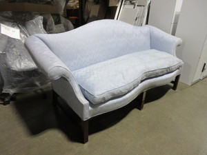 lot 405 image: BAKER FURNITURE SETTEE