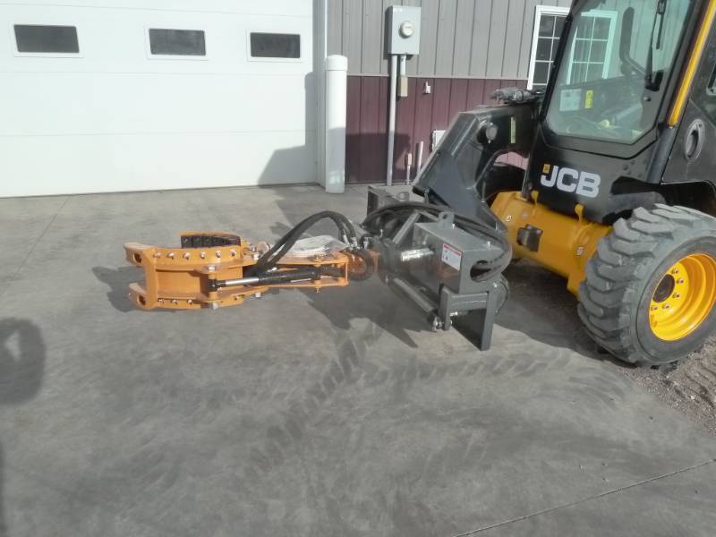 lot 25 image: Landhoner Tree & Rock Grapple