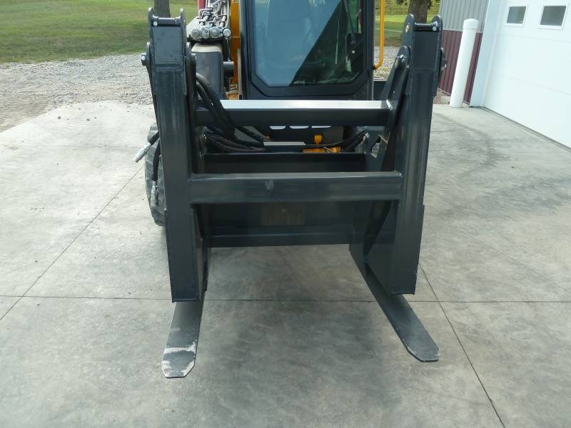 lot 29 image: Landhoner Fork Grapple