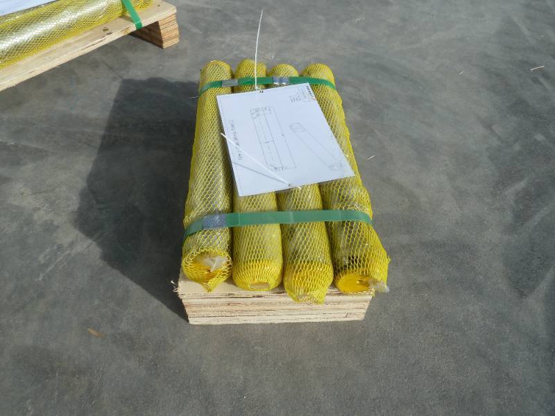 lot 63 image: Landherd Excavator Bucket Pins 55mm x 400mm
