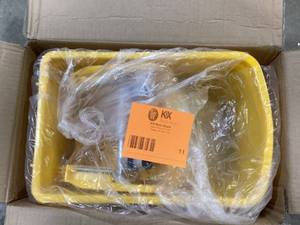 Mind Reader 5.5 gal. Yellow Plastic Mop Bucket with Wringer Floor Cleaning, Handle, Wheels, 16.25 in. L x 10.75 in. W x 24.5 in. H  Customer Returns See Pictures
