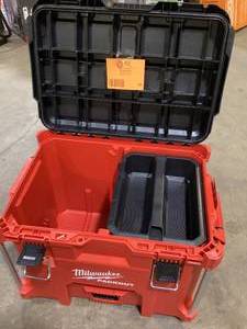 Milwaukee PACKOUT 22 in. Modular XL Tool Box   Customer Returns See Pictures