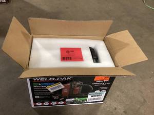 Lincoln Electric WELD-PAK 90i MIG and Flux-Cored Wire Feeder Welder with Gas Regulator   Customer Returns See Pictures