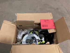 RYOBI 12 -Amps 4 in. Blade Corded Wet Tile Saw Customer Returns See Pictures