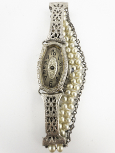 Ladys Group of 3  VintageMechanical Watches. Do Not Wind.