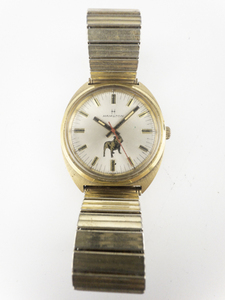 Mens Hamilton 1970-1979 Vintage Mack Truck Logo gold tone heavy gold electroplate Mechanical Watch. #806015-4 Does Not Wind.