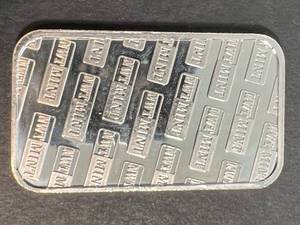 lot 05 image: 1 TROY OZ .999 FINE SILVER NORTHWEST TERRITORIAL MINT BAR