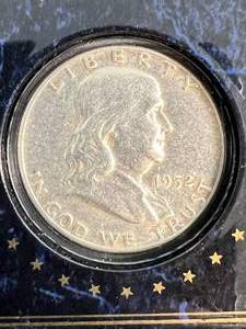 lot 13 image: 1952 US FRANKLIN HALF DOLLAR IN CASE