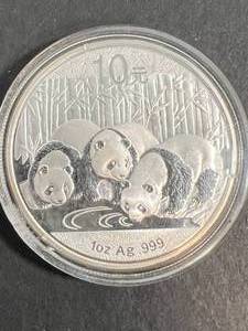 lot 22 image: 1 TROY OZ .999 FINE SILVER 2013 CHINESE PANDA IN AIRTITE