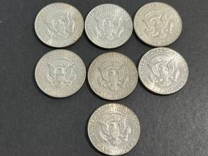 lot 23 image: GROUP OF 7 US 40% KENNEDY HALF DOLLARS