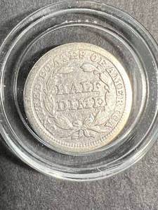 lot 48 image: 1853 US SEATED LIBERTY HALF DIME IN AIRTITE