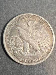 lot 60 image: 1920-D US WALKING LIBERTY HALF DOLLAR