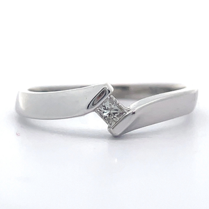 0.10 Carat Princess Cut Diamond Solitaire Modern Bypass Ring in 14k White Gold VIDEO